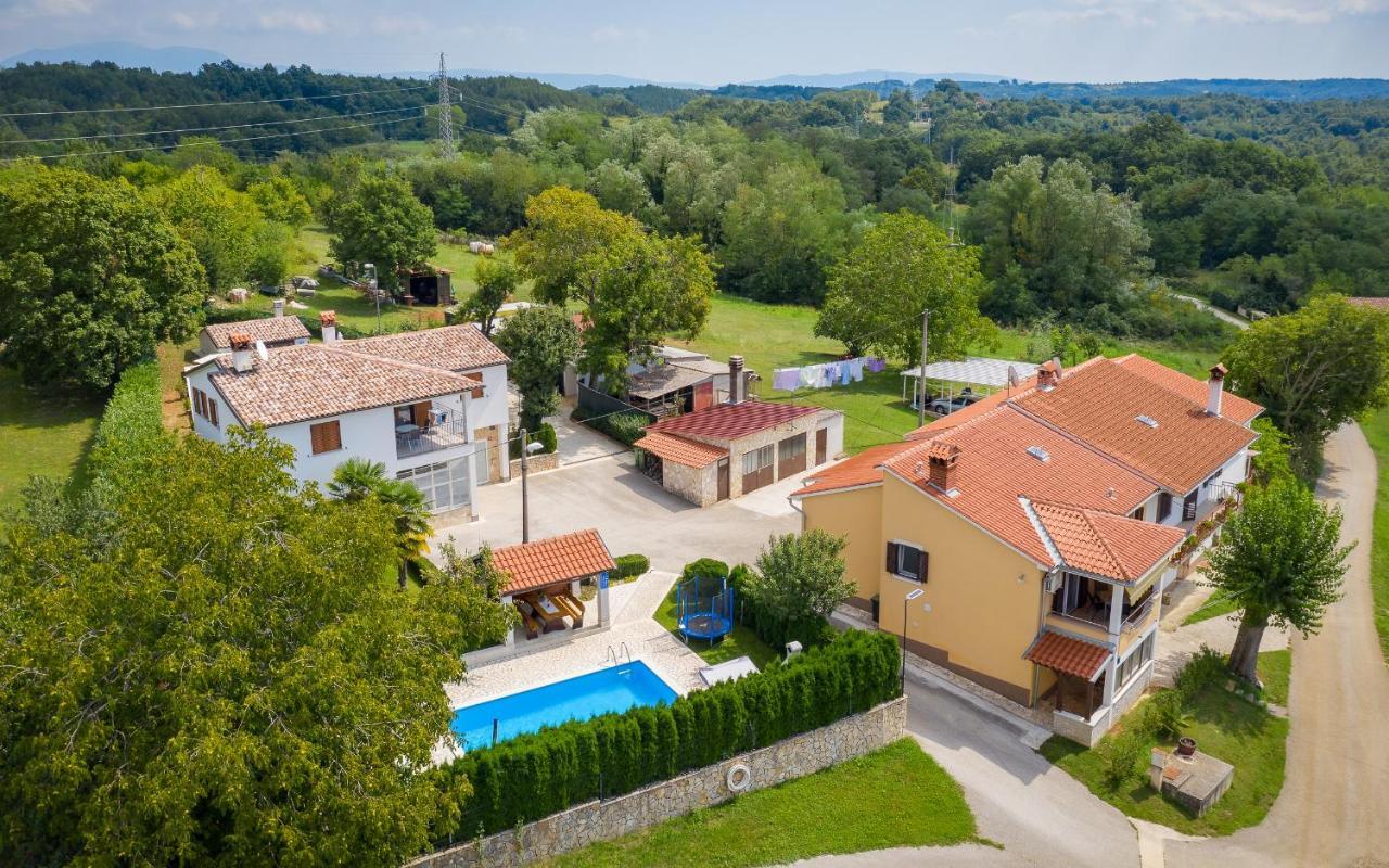 House Semy With Private Pool Villa Pazin Exterior photo